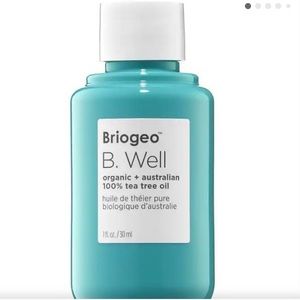 Briogeo Be Well organic + australian 100% tea tree oil